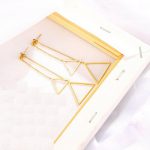 Bông Tai Tòn Ten Dự Tiệc Hình Tam Giác Titan Ko Đen TT 2453