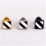 Bông Tai Nam Hình Vuông Titan Không Đen TT 2427