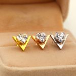 Bông Tai Titan Ko Đen Chữ V Đính Đá TT 2802