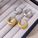 Bông Tai Nữ Khoen Tròn Đơn Giản Phong Cách Âu Mỹ Titan Ko Đen TT4733