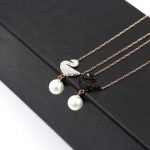 Dây Chuyền Thiên Nga Và Ngọc Trai Titan Ko Đen TT 3364