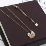 Dây Chuyền Thiên Nga Màu Sâm Banh Titan Ko Đen TT 3481