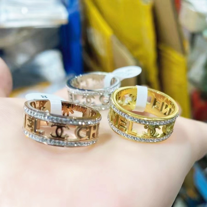 Nhẫn CHANEL Đính Đá Titan Ko Đen TT 4310